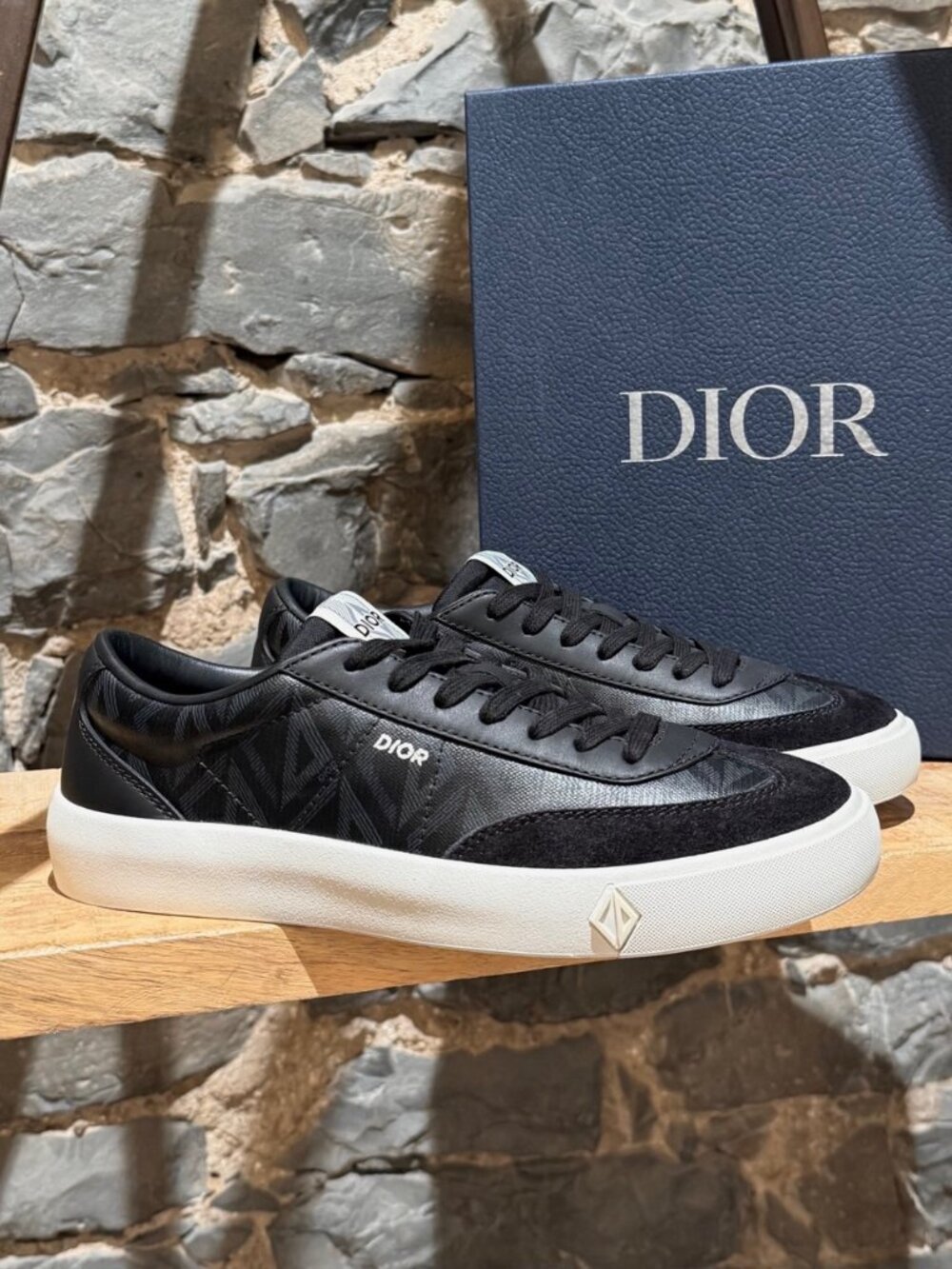 Dior Black CD Diamond Logo B101 Low Top Sneakers